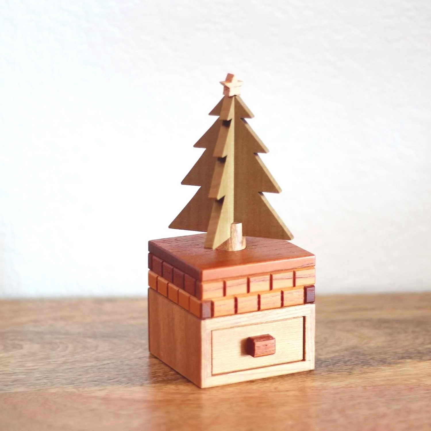 one, two, TREE — Boxes and Booze